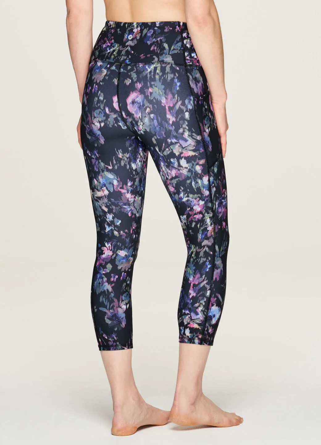 Midnight Garden Super Soft Capri