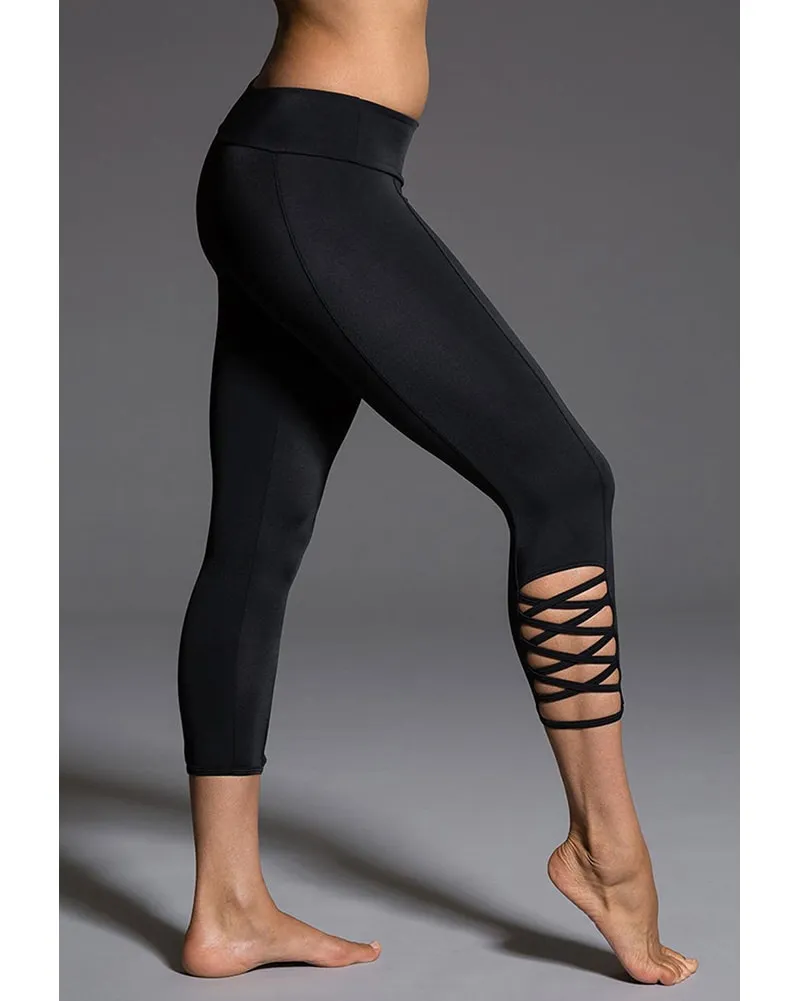 Onzie Weave Capri Legging - 289 Womens - Black