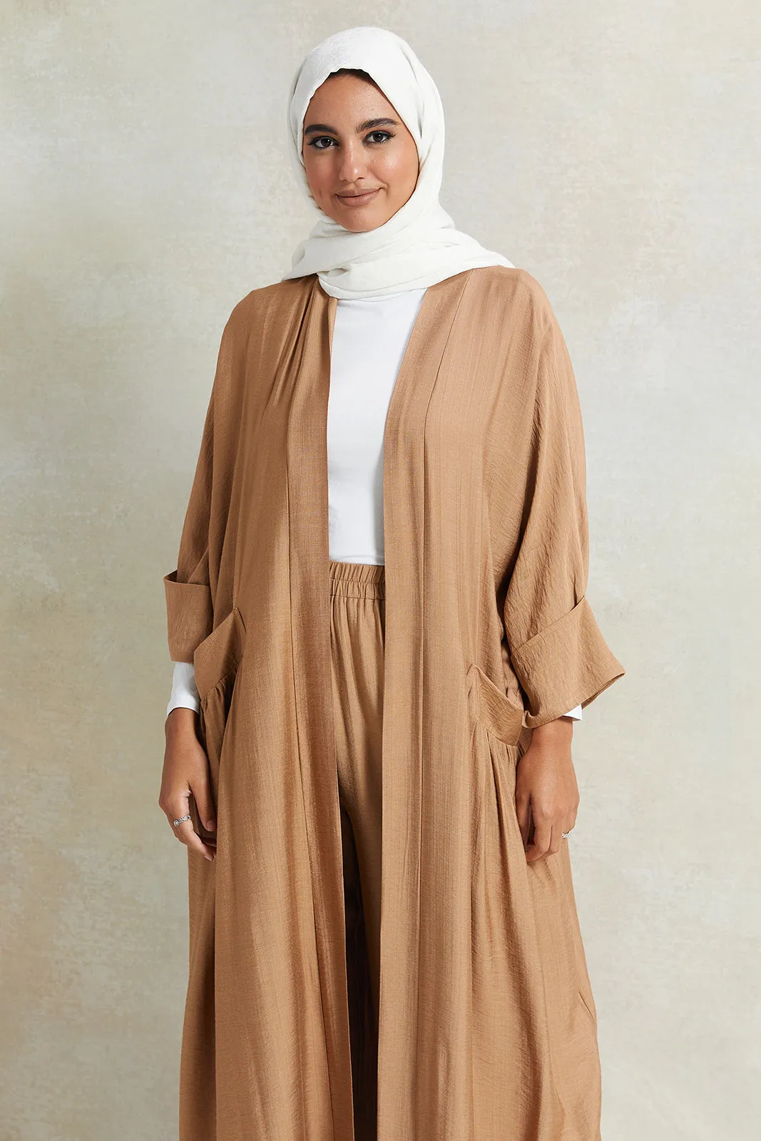 Women Beige Pocket Detailed Oversized Kimono