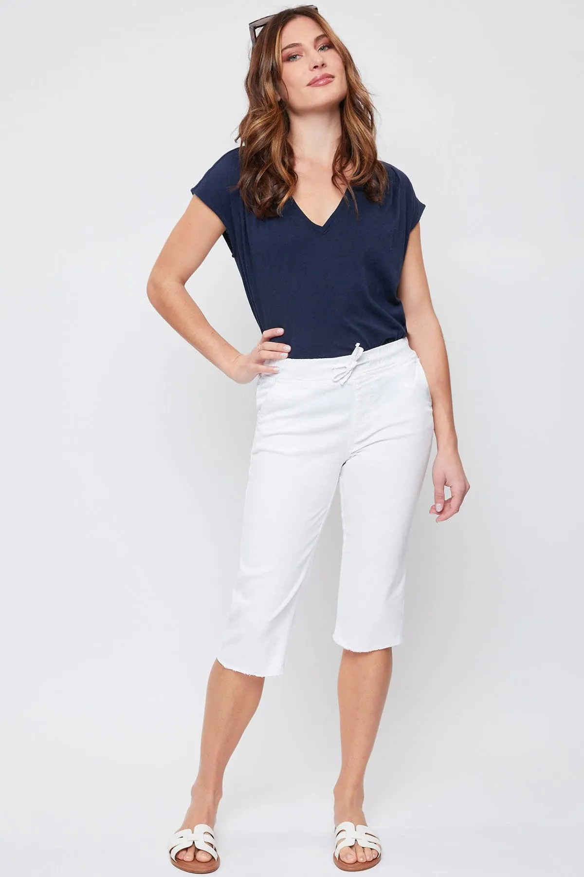 Women's Petite Elastic Waist Capri